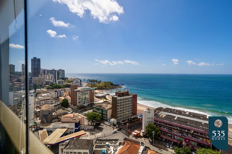 Apartamento Beira-Mar Luxo, Conforto e Vista Bela