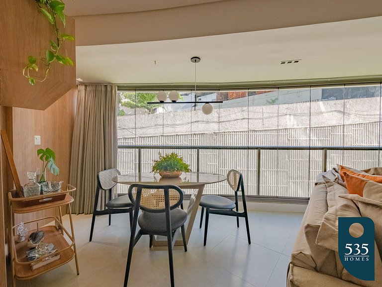 Apartment with Ocean View Pool and Beach Access