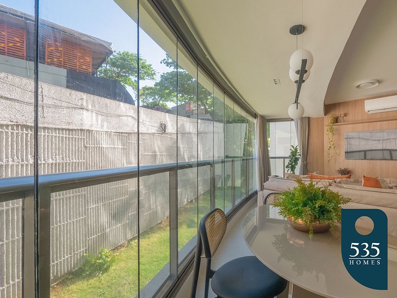 Apartment with Ocean View Pool and Beach Access