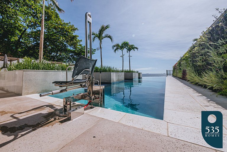 Apartment with Ocean View Pool and Beach Access