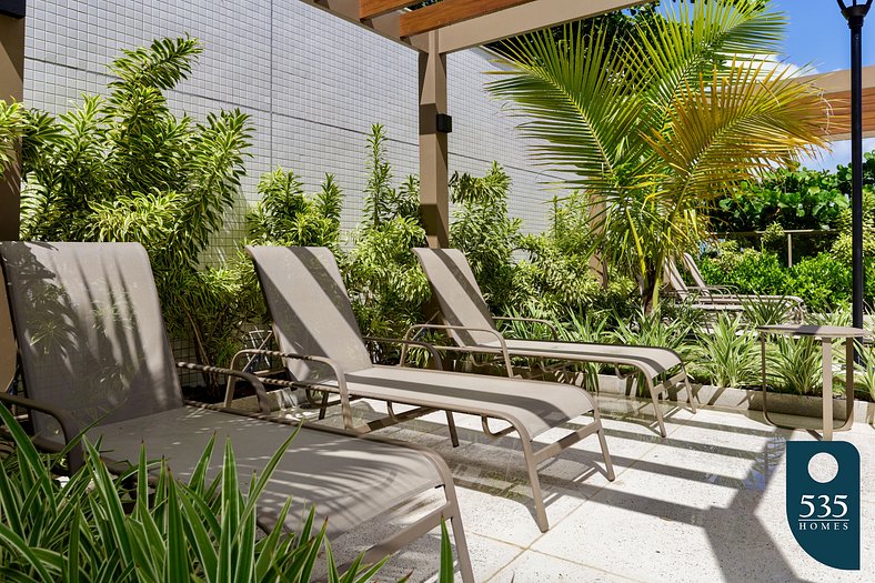 Apartment with Ocean View Pool and Beach Access