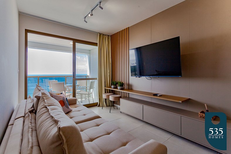 Bedroom and living room with sea view and modern amenities