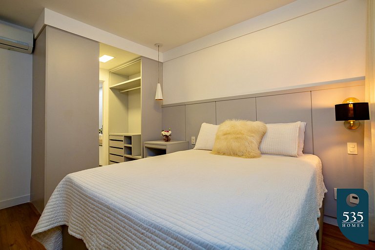 Lindo apartamento com varanda gourmet em Ondina