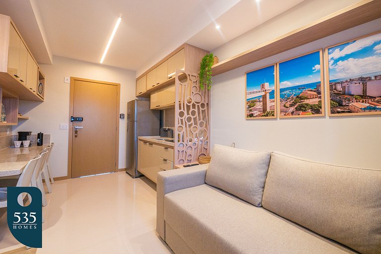 Quarto e Sala a 450m da praia de ondina