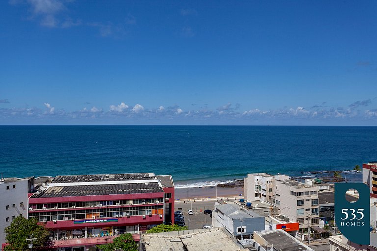 Sea view at Barra in Salvador Wi-fi 200 Mbps